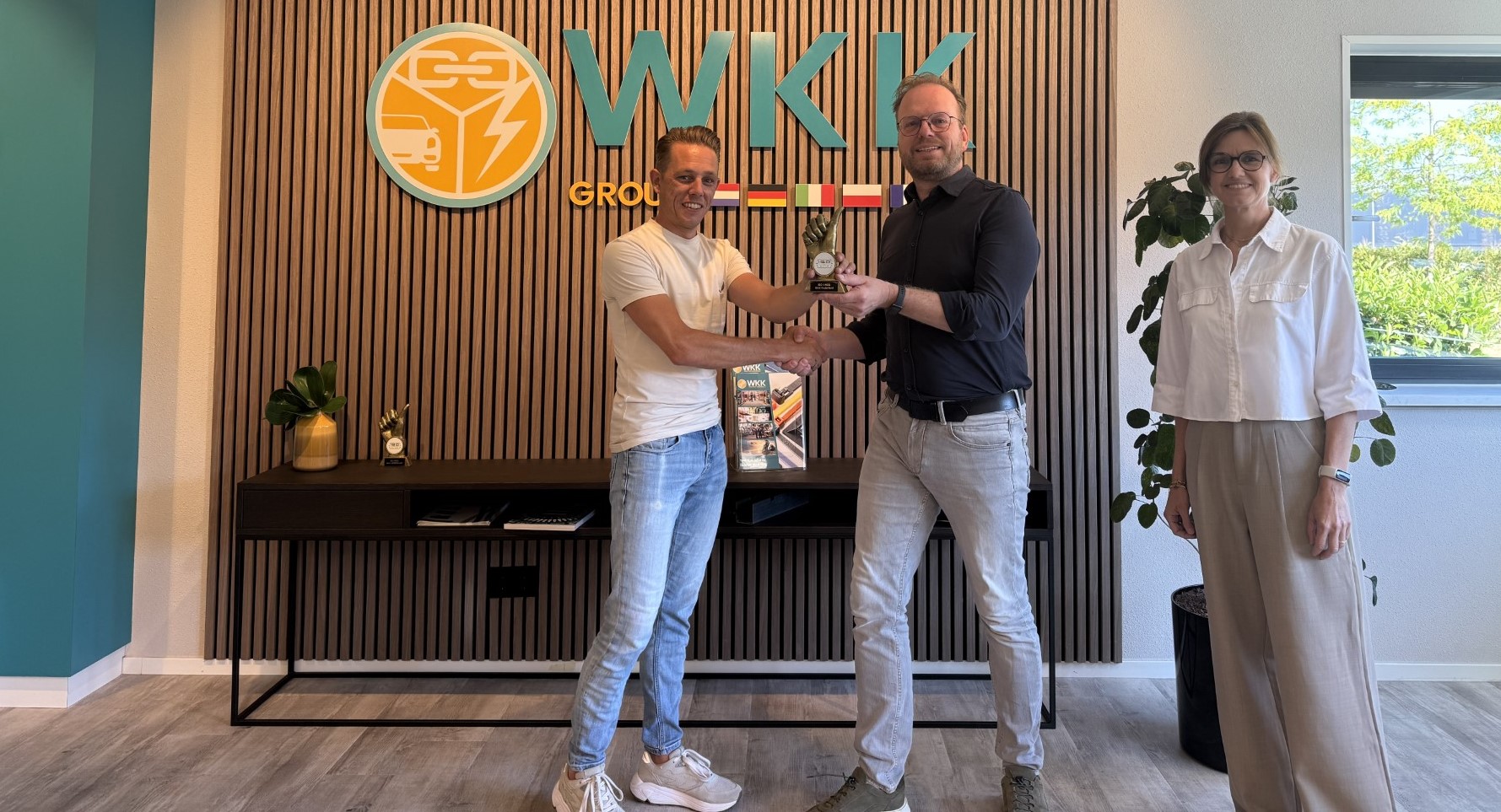 Uitreiking van het ISO 14001-certificaat aan WKK